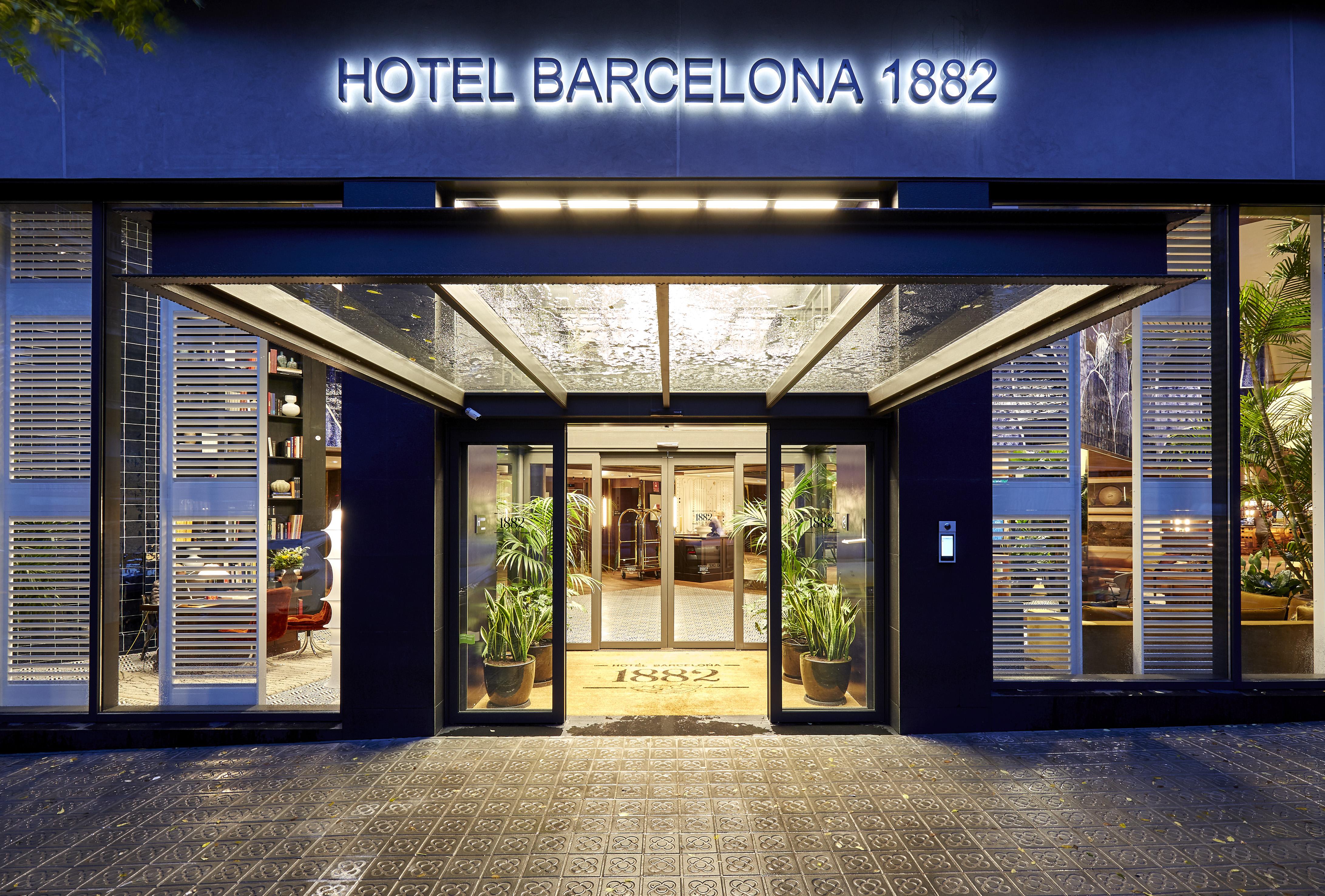 Radisson Blu 1882 Hotel, Barcelona Sagrada Familia Exterior photo